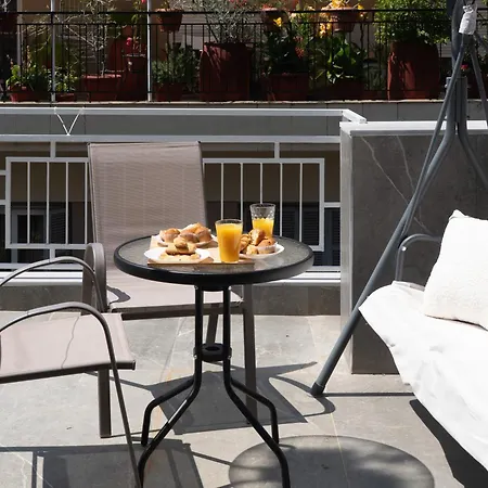 Threefold Living Thessaloniki 公寓 *