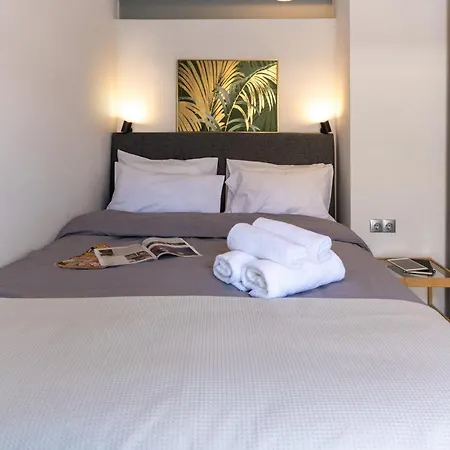 Threefold Living Thessaloniki 公寓 *